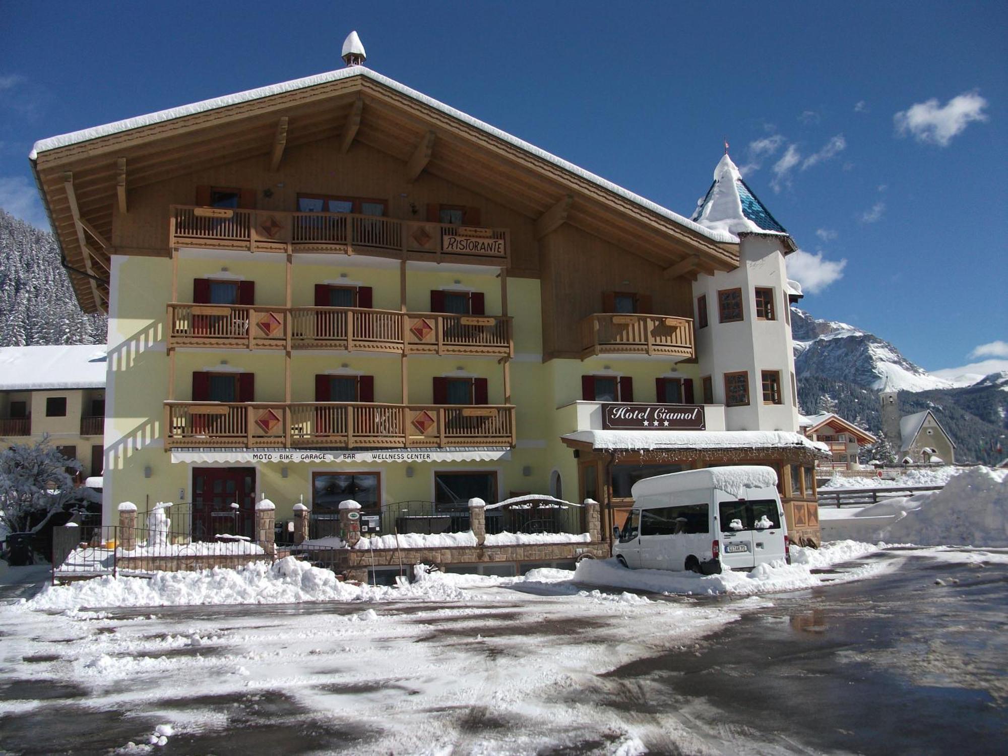Hotel Ciamol Campitello di Fassa Buitenkant foto