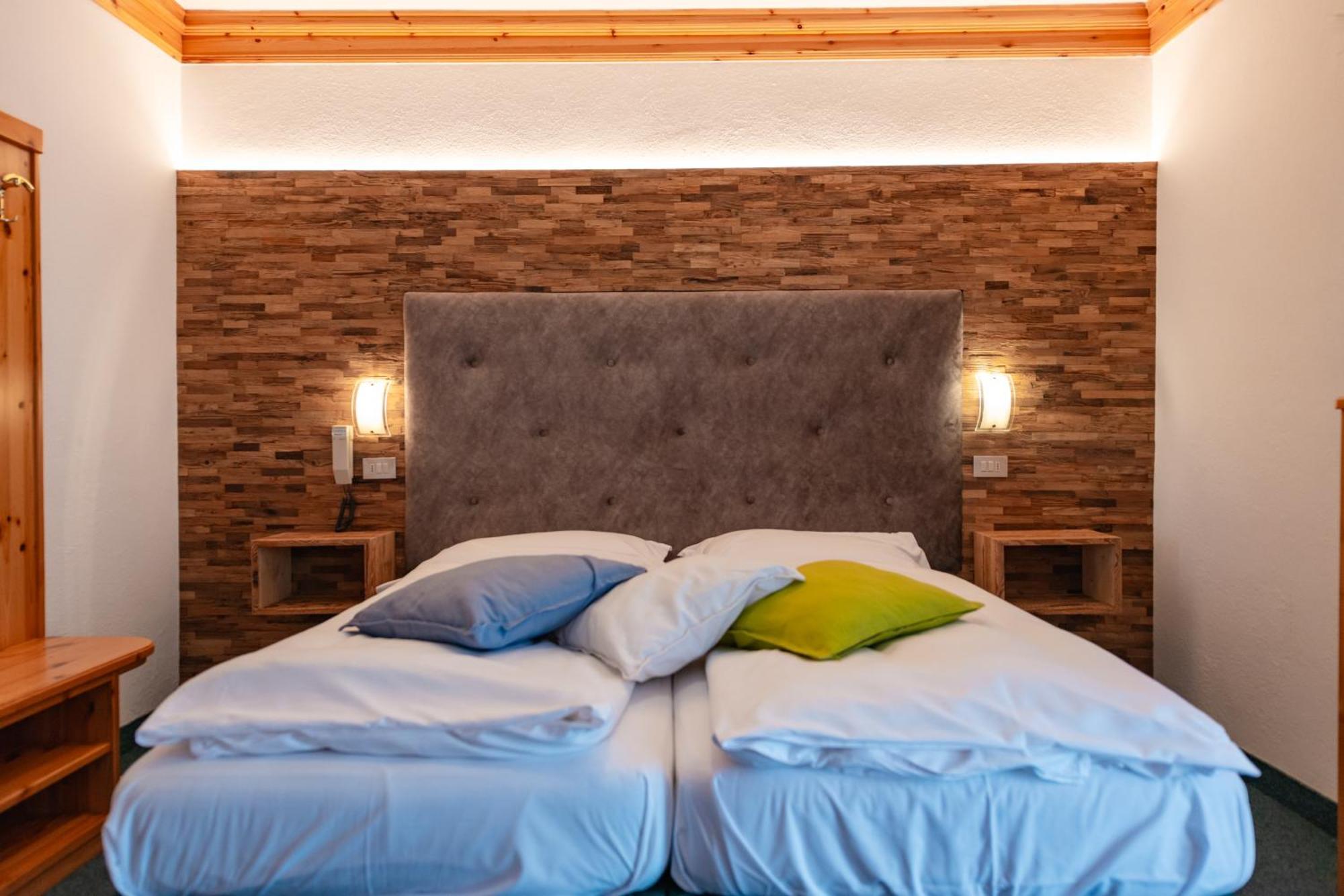 Hotel Ciamol Campitello di Fassa Buitenkant foto